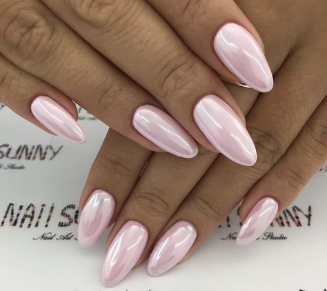 Pink Chrome Nails, Manikur Kuku, Medium Almond, Summery Nails, Pearl Nails, Nagel Inspo, Elegant Nails, Dream Nails, Fire Nails