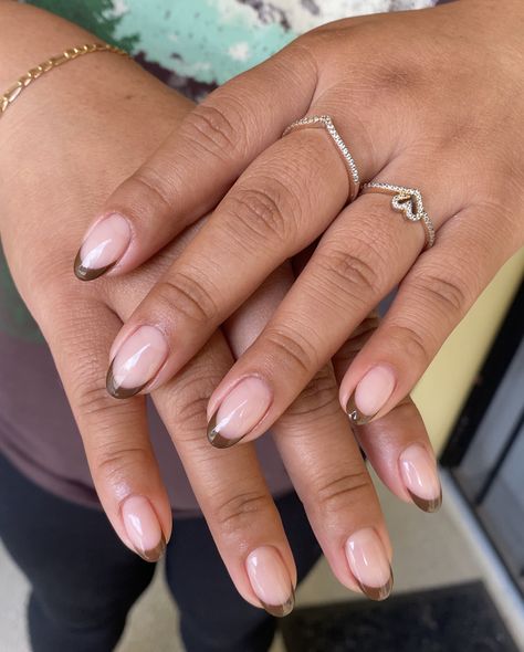 Brown french tips for fall. Short Round Brown French Tip Nails, French Nails With Brown Tip, Brown Fall French Tip Nails, Autumn Nails Brown French, Khaki Tips Nails, Different Shades Of Brown French Tips, Dark Brown Tips Nails, Brown Nails With Black Tip, Autumnal French Tips