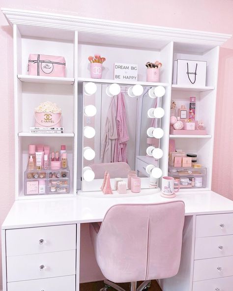 Vanity Inspiration, Beauty Room Vanity, Girly Room Decor, Pink Room Decor, Beauty Room Decor, Vanity Room, Room Redesign, Preppy Room Decor, Girly Room