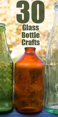 Handmade Suncatchers, Crafts With Glass Jars, Mosaic Mirrors, Brown Glass Bottles, Old Glass Bottles, Small Glass Bottles, Glass Bottle Diy, Green World, Recycled Glass Bottles