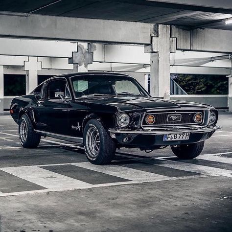 Old Classic Trucks, 240z Datsun, 68 Ford Mustang, Mobil Mustang, Black Mustang, Muscle Cars Mustang, Old Muscle Cars, Ford Mustang Boss, Ford Mustang Fastback