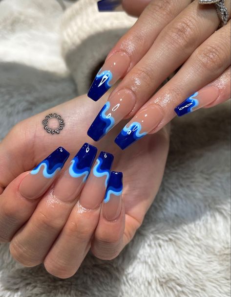 Acrylic Nails Ideas Blue And White, Electric Blue Nails Acrylic Design, Trendy Dark Blue Nails, Blue Fire Nails Designs, Nail Designs Teal Turquoise, Blue Black And White Nails Acrylic, Royal Blue Beach Nails, Blue Drip Nails, Dark Blue Flame Nails