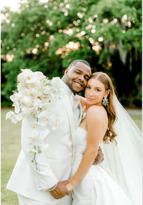 Groom And Bride In White, Bride And Groom In White, Black Man White Girl, Courthouse Wedding Photos, Interracial Marriage, All White Wedding, Wedding Picture Poses, Wedding Photography Styles, Courthouse Wedding