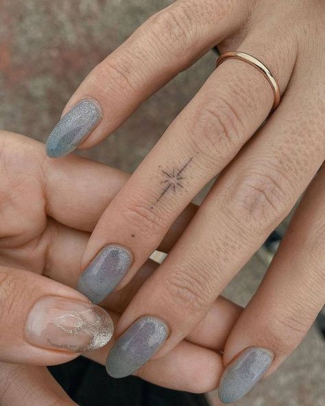 Tattoo Artist: Ann Pokes · Anya Barsukova. Tags: categories, Minimalist, Hand Poked, Astronomy, Stars, North Star. Body parts: Finger. Tato Minimal, Small Finger Tattoos, Finger Tattoo For Women, Finger Tats, Hand And Finger Tattoos, Handpoke Tattoo, Petite Tattoos, Star Tattoo, Hand Poked Tattoo