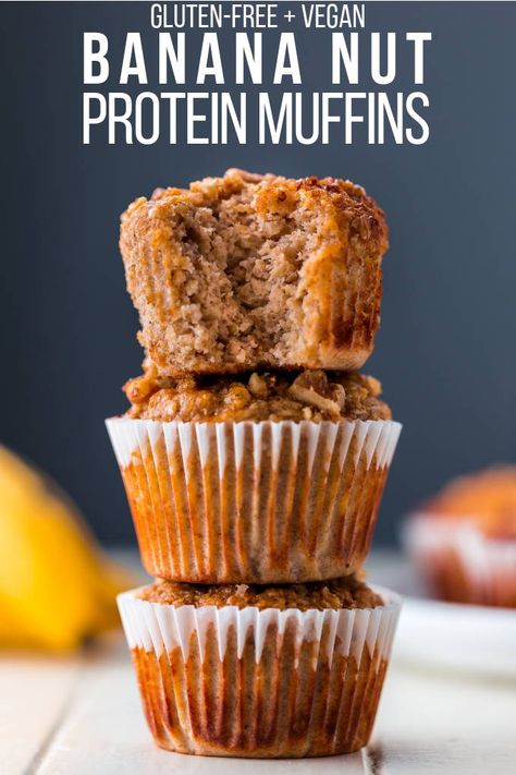 Gluten Free Vegan Protein Muffins, Pre Workout Muffins, Banana Protein Breakfast, Gluten Free Banana Protein Muffins, Banana Protein Muffins Healthy, Protein Oat Muffins, Banana Oat Protein Muffins, Protein Muffins Gluten Free, Almond Flour Protein Muffins