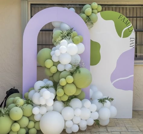 Green And Purple Backdrop, Blue Green Purple Balloon Garland, Lavender And Sage Balloon Garland, Sage Green And Lilac Party Decor, Purple And Green Balloon Garland, Purple And Green Balloon Arch, Gender Reveal Ideas Green And Purple, Gender Reveal Purple And Green, Purple And Green Baby Shower Ideas