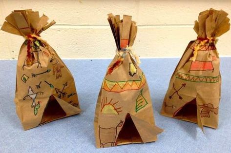 Pilgrim Crafts, Thanksgiving Food Crafts, Thanksgiving School, November Crafts, Thanksgiving Preschool, Thanksgiving Art, Thanksgiving Crafts For Kids, Native American Crafts, Thanksgiving Theme