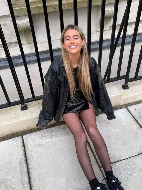 Pub Outfit, Olivia Neill, Trend Jacket, Oversized Leather Jacket, Fashion Fails, Autumn Fits, Winter Fits, Winter Trends, Outfit Inspo Fall