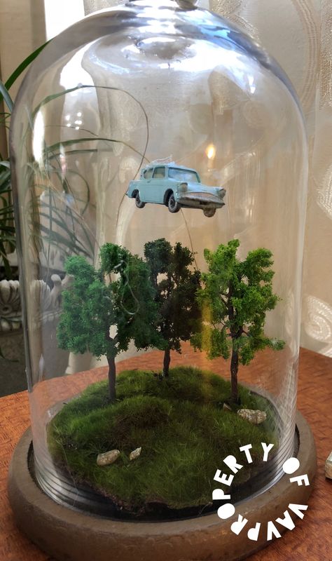 Flying Car PERSONAL USE ONLY PROPERTY OF VAV Harry Potter DIY Harry Potter Terrarium, Harry Potter Weihnachten, Stile Harry Potter, Harry Potter Room Decor, Tapeta Harry Potter, Harry Potter Bedroom, Anniversaire Harry Potter, Theme Harry Potter, Popular Diy