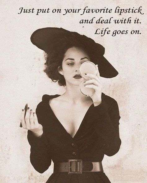 Sometimes your boldest lipstick is all you need. Lipstick Quotes, Marion Cotillard, Foto Tips, Work Hard Play Hard, Foto Vintage, Looks Street Style, Life Goes On, Foto Inspiration, Fashion Quotes