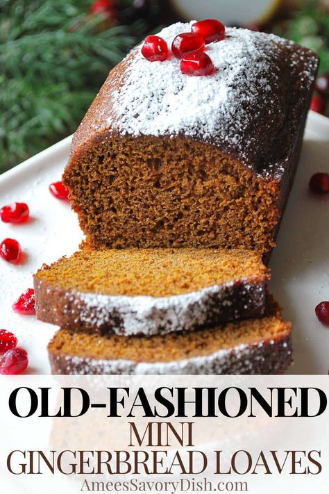 Gingerbread Loaves, Old Fashioned Gingerbread Recipe, Gingerbread Loaf Recipe, Mini Bread Loaves, Gingerbread Dessert, Mini Loaf Cakes, Mini Christmas Cakes, Mini Loaves, Bread Loaves