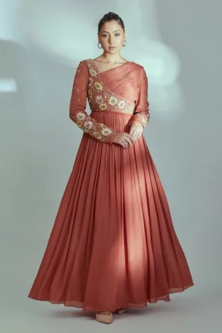 Yoke Designs For Gowns, Lining Kurti Designs Latest, Types Of Yokes, Ethnic Gown Designs, Gown Designs Indian, Pleated Dress Indian, Ethnic Gowns Indian, Indian Gown Design, Latest Gown Designs