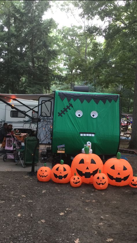 Trunk Or Treat Ideas For Rv, Haunted Golf Cart, Fall Camping Decor, Halloween Decorations Outdoor Camper, Fall Camper Decorations, Outdoor Fall Camper Decor, Halloween Decor For Campsite, Permanent Camper Site Ideas Camping, Camping Halloween Decor