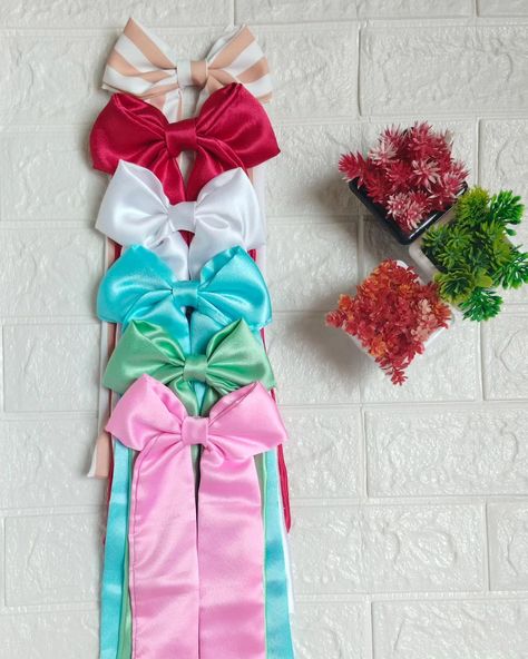 Long tail sailor bow 🤍 #bows #new #explore #explorar #trendingreels #trendy #viral #smallbusiness #smallbusinessowner Sailor Bow, April 27, Long Tail, Small Business Owner, Scrunchies, Small Business, On Instagram, Quick Saves, Instagram