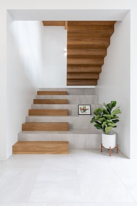 Staircase Interior Design, Stairs Design Interior, Escalier Design, Stairway Design, Stairs Design Modern, Home Stairs Design, Interior Stairs, Hus Inspiration, House Stairs