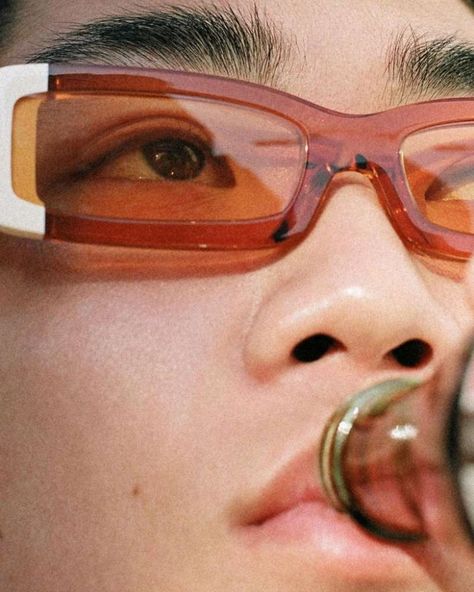 Eyewear Photography, Eyewear Campaign, Summer Campaign, Fashion Videos, Fashion Advertising, Eyewear Fashion, Aesthetic Vintage, Ad Campaign, Photography Inspo