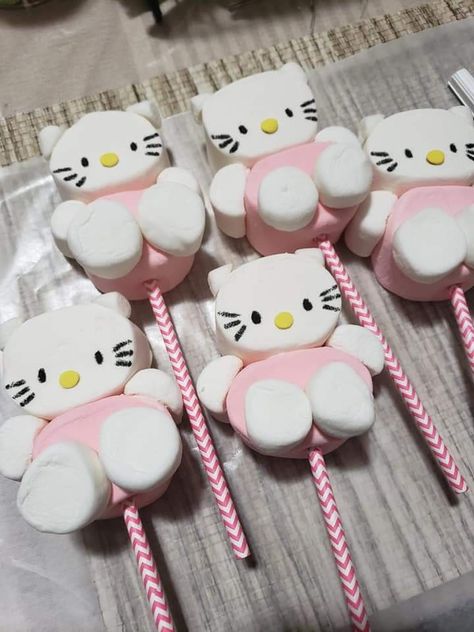 Hello Kitty marshmallow.pops Hello Kitty Marshmallow Pops, Hello Kitty Desserts Table, Hello Kitty Party Theme Ideas, Hello Kitty Snack Table, Hello Kitty Food Ideas Diy, Hello Kitty Desert Table, Hello Kitty Treats Sweets, Hello Kitty Pretzels, Hello Kitty Treat Table