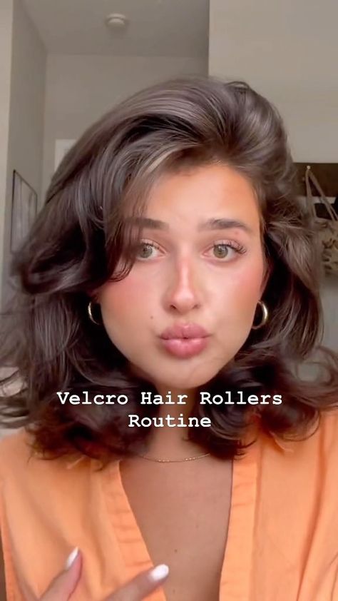 About Her Hair | Check out this gorgeous velcro hair rollers routine from @arud_ 😍😍 . . . . . #hairroutine #haircurls #hairofinstagram #perfectcurls… | Instagram Rolled Bob Hair, Hair Rollers For Shag, Curling Rollers Short Hair, How To Use Curlers Rollers Short Hair, Mid Length Hair Curlers, Medium Length Hair Rollers, Best Velcro Rollers, Hair Rollers Shoulder Length Hair, Short Hair With Rollers Hairstyles