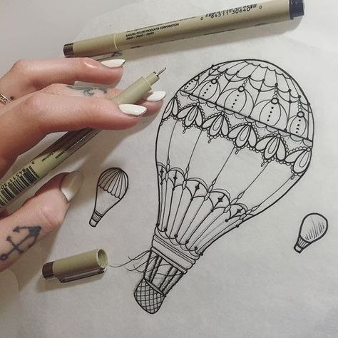 Pretty little hot air balloon I designed for a tattoo on a lovely lady ❤️ Hot Air Balloon Tattoo, Air Balloon Tattoo, Balloon Tattoo, Circle Tattoos, Drawing Journal, Drawing Simple, Desenho Tattoo, Tattoo Feminina, Skin Art