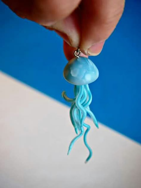 #Polymerclay #jellyfish with #traslucent lightblue Clay Animal Necklace, Jellyfish Clay Earrings, Air Dry Clay Jellyfish, Ocean Polymer Clay, Polymer Clay Jellyfish, Clay Sea Animals, Clay Jellyfish, Holiday Homework, Clay Crafts Air Dry