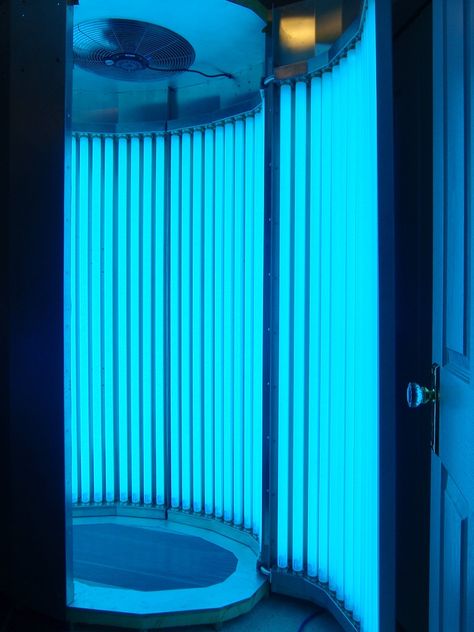 tanning Booth is thee BEST Tanning Salon Aesthetic, Tanning Salon Decor, Manifesting Future, Tanning Machine, Uv Tanning, Tanning Studio, Tanning Booth, Best Tanning Lotion, Spa Business