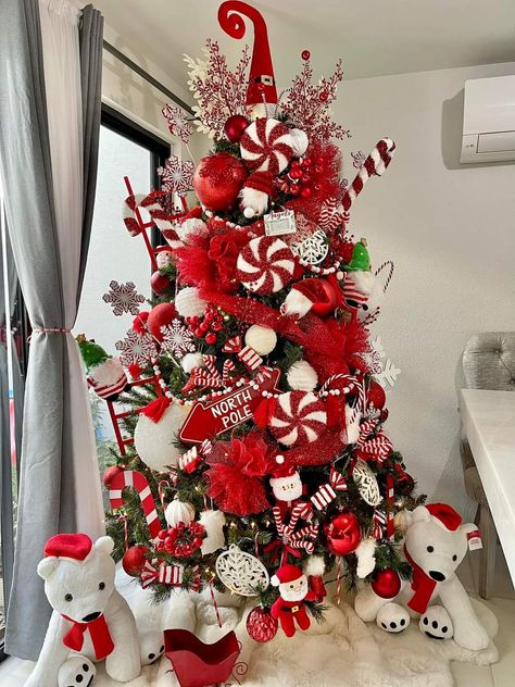 Christmas Tree Red Ideas, Toyland Christmas Theme, Candy Christmas Tree Ideas, Orange Christmas Tree, Candyland Christmas Tree, Peppermint Tree, Santa Claus Tree, Christmas Tree Village, Lights For Christmas