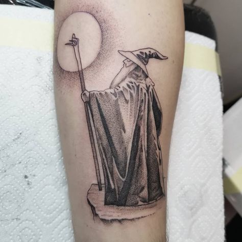 Lotr Tatoos, I Am No Man Tattoo, Lord Of The Rings Tattoo Ideas, Tree Of Gondor Tattoo, Gandalf Tattoo, Elvish Tattoo, Hobbit Tattoo, Tolkien Tattoo, Back Of Leg Tattoos