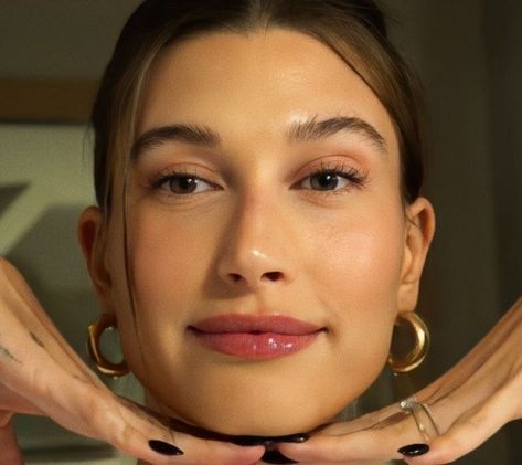 Hailey Makeup, Hailey Baldwin Makeup, Hailey Bieber Makeup, Life Of My Dreams, Face Aesthetic, Clean Makeup, La Face, Hailey Baldwin, Hailey Bieber