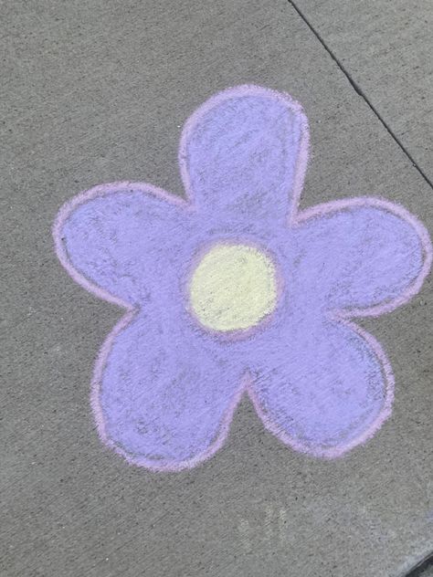 Cool Chalk Ideas Easy, Summer Chalk Ideas Easy, Sidewalk Chalk Art Ideas Easy, Easy Things To Draw With Chalk, Chalk Ideas Easy, Things To Draw With Chalk, Chalk Art Easy, Easy Chalk Art, Summer Chalkboard Art