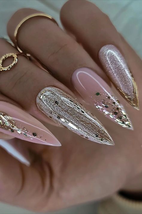 Pink White Gold Nail Designs, New Year Bling Nails, New Years Nail Designs Pink, Holiday Silver Nails, Holiday Nails With Gold, Vegas Birthday Nails, Diamonte Nail Designs, Pink Nye Nails, New Years 2025 Nails