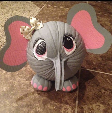 Elephant Pumpkin, Cute Painted Pumpkin Ideas, Disney Pumpkin Painting, Book Character Pumpkins, Decorating Garden, Halloween Pumpkin Crafts, Creative Pumpkin Painting, Creative Pumpkin Decorating, Cute Pumpkin Carving