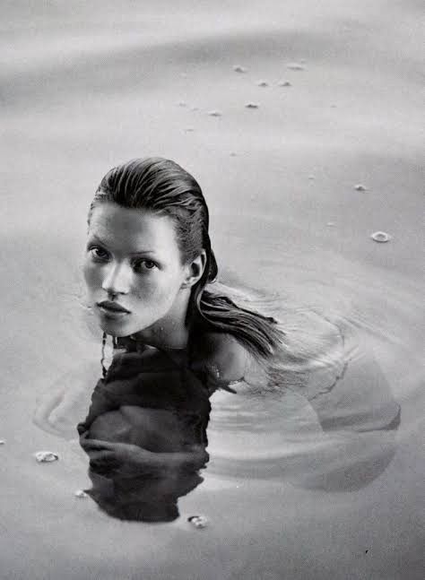 Karel Martens, Beach Editorial, Miss Moss, Mario Sorrenti, Beach Shoot, Rock Pools, Underwater Photography, Kate Moss, Black And White Photography