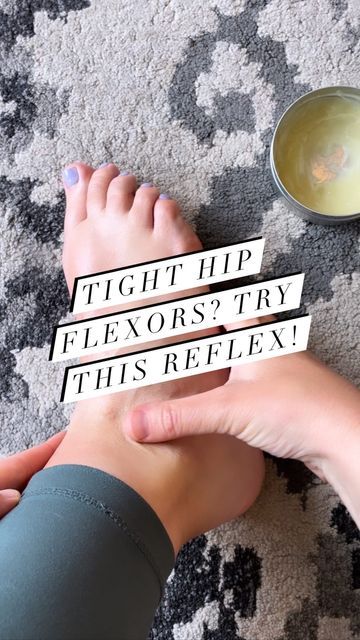 Suzanne Chilton | Foot Guru 👣 on Instagram: "🦵🏾TIGHT HIP FLEXORS? TRY THIS REFLEX! Follow @footgurureflexology & join my Healing List in my bio link my for more tips & tutorials to your inbox 💌 Do you have tight hip flexors? Or pain in the low back or groin area? We all do a lot of sitting these days and this can lead to tightness in our hip flexors. Your hip flexors are a group of muscles at the front of the hip/leg crease that help to flex and lift your leg. They also connect your upper and lower body with a muscle called the psoas that extends up through your pelvis and attaches to your low back. Try this simple tutorial to help activate and release your tight hip flexors! 1️⃣ Begin my massaging the tops and sides of your feet with your favourite toxin-free cream or oil. Make sure Low Back Exercises, Hip Flexor Pain, Psoas Stretch, Psoas Release, Hip Flexor Exercises, Body Inflammation, Foot Reflexology Massage, Low Back Pain Relief, Knee Strengthening Exercises