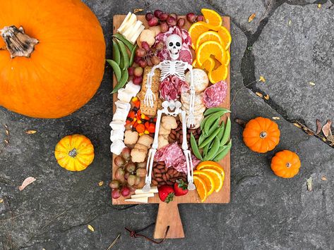 Halloween Party Food Ideas Appetizers, Party Food Ideas Appetizers, Skeleton Charcuterie Board, Halloween Meatballs, Skeleton Charcuterie, Halloween Mummy Hot Dogs, Food Ideas Appetizers, Easy Halloween Food Appetizers, Halloween Party Mix