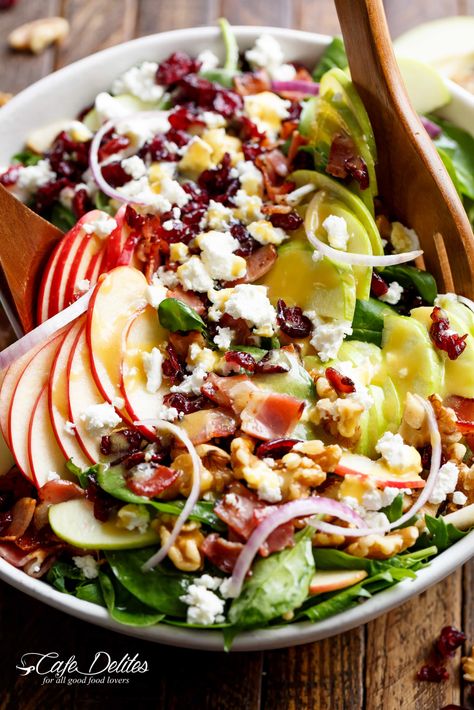 Festive Salad, Resep Salad, Green Salad Recipes, Cafe Delites, Cranberry Salad, Fresh Salad Recipes, Pasti Sani, Honey Dijon, Autumn Salad