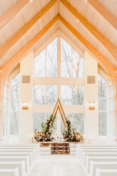 Incredible Boho Wedding at Oklahoma's Glass Chapel with geometric triangle arch   #wedding #confettidaydreams #redwedding #burgundywedding #bohowedding #modernwedding #weddingcake #weddingceremony #glasschapel #glasschurch Triangle Arch Wedding, Glass Chapel Wedding, Pretty Scene, Oklahoma Wedding Venues, Glass Chapel, Earthy Vibes, Romantic Wedding Receptions, Arch Wedding, Wedding Arbour