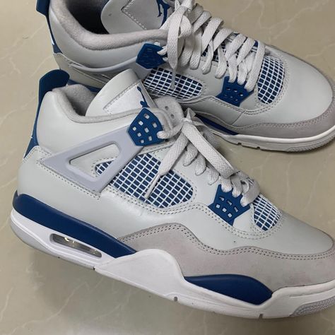 On-Foot Look at the Air Jordan 4 "Industrial Blue" Industrial Blue Jordan 4, Jordan 4 Industrial Blue, Industrial Blue Jordan 4 Outfit, Blue Jordan 4’s, Jordan 4s Blue, Jordan 4 Bleu, Jordan 4 Military Blue, Nike Jordan 4, Nike Shoes Women Fashion