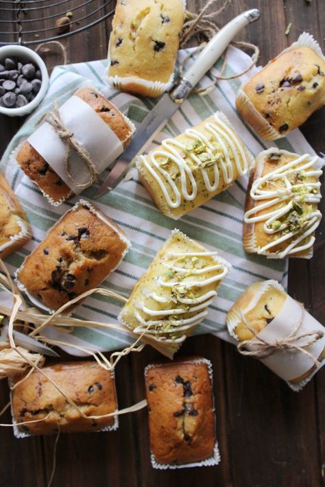 Mini Loaf Cakes, Mini Loaves, Mini Loaf Pan, Chocolate Chip Banana, Lemon Poppy, Mini Loaf, Banana Chips, Loaf Recipes, Pan Recipes