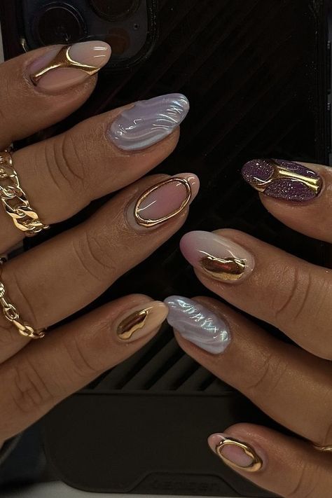 Galactic Nail Designs, Latina Almond Nails, Jade Stone Nails, Almond Nails With Gold Flakes, Nail Inspo Trendy 2024 Spring Almond, Gold Detail Nails, Artsy Nails Designs, Fluffy Nails, Edgy Nail Designs