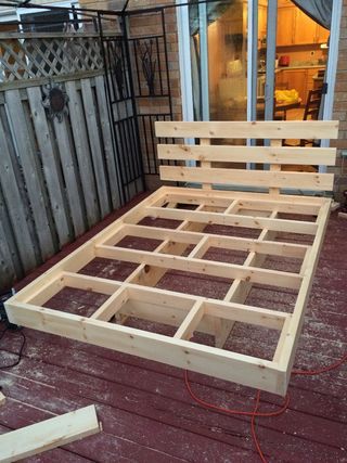 Picture of GroundFX Bed Diy Bed Design, Wood Platform Bed Frame Diy, Floating Pallet Bed Frame, Floating Bedframe Ideas, Pallet Floating Bed, Floating Platform Bed Diy, Queen Size Floating Bed Frame Diy, Floating Pallet Bed, Diy Floating Bed Frame Plans