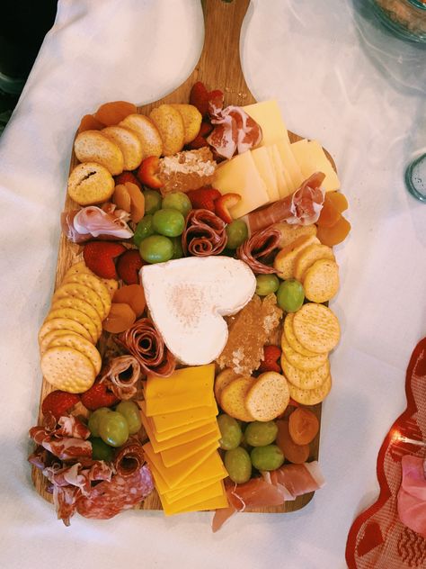 Preppy Charcuterie Board, Galentines Party Charcuterie Board, Galentines Charcuterie Board, Vday Charcuterie Board, Charcuterie Board Ideas Valentines, Heart Shaped Charcuterie Board, Galentines Charcuterie Board Ideas, Valentine Charcuterie Board Ideas, Valentine’s Day Charcuterie Board