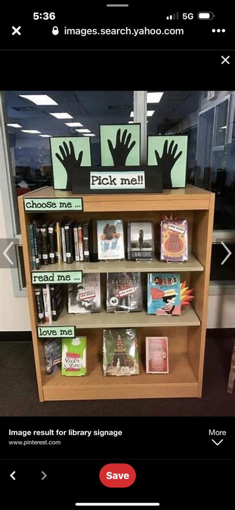 Library Hacks, Bookstore Decor, Signage Design Ideas, School Library Signage, Teen Library Displays, Bookstore Ideas, School Library Decor, Library Signage, School Library Displays