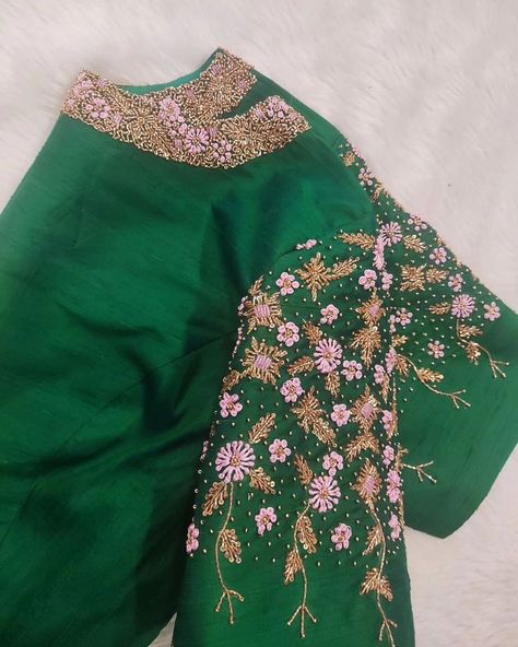 Dm@96404 90158 Designer maggam work blouse Fabric: Halfpattu /Rawsilk Dispatch: 3days Price : 2800unstiched 3450stitched Colours and sizes can be customised accordingly Zardozi Work Blouse Designs, Green Silk Blouse Designs, Gold Blouse Designs, Green Blouse Designs, Work Blouse Designs, Latest Bridal Blouse Designs, Blouse Designs Catalogue, Sari Design, Ladies Blouse Designs