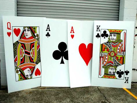 Diy Giant Playing Cards, Giant Playing Cards Decoration, Giant Playing Cards, Large Playing Cards, Surprise 50th Birthday Party, 2023 Decor, Wedding Seating Cards, Play Your Cards Right, Selfie Wall