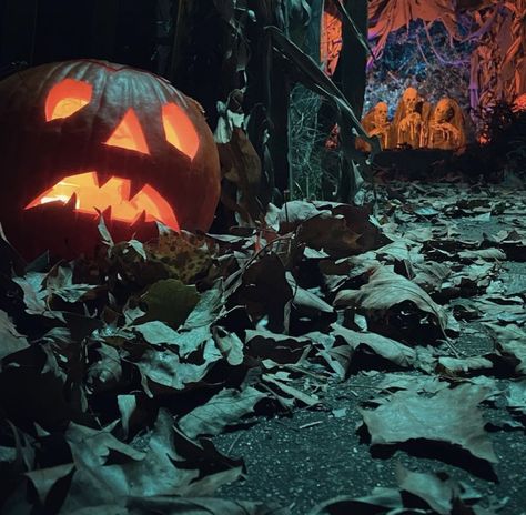 Halloweentown Pumpkin, Halloween Aesthetic Spooky, Aesthetic Spooky, Fall Moodboard, Spooky October, Season Aesthetic, Halloween Everyday, The Boogeyman, Eagle Creek