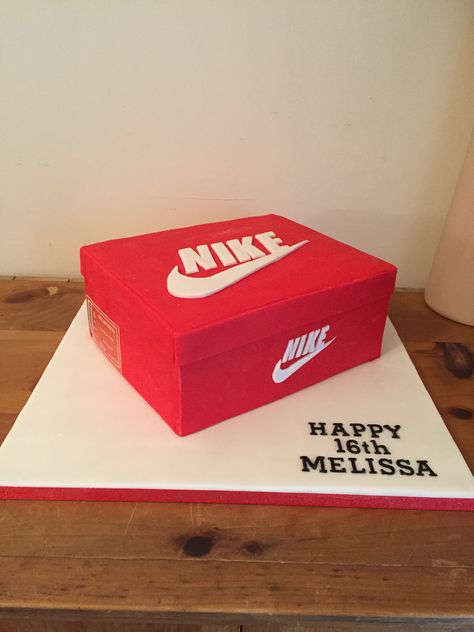 Nike Box Cake, Nike Shoe Box Cake, Nike Themed Cake, Nike Cake Ideas Birthdays, Sneaker Cake Ideas, Nike Birthday Cake, Rocket League Cake, Trainer Cake, Nike Cake