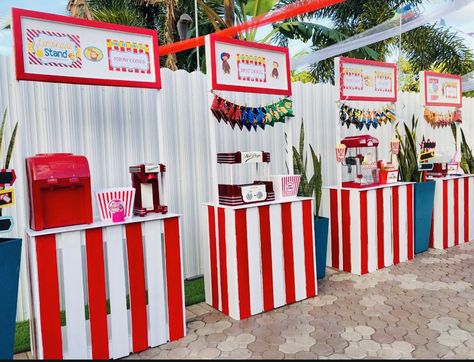 Carnival Game Booth Diy, Carnival Selfie Booth, Guessing Booth Carnival, Guessing Booth Carnival Game, Carnival Birthday Party Photo Booth, Circus Booth Ideas, Carnival Photo Backdrop Ideas, Booth For School Fair, Prize Booth Ideas