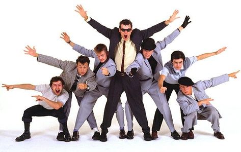 Madness Quotes, Quotes About Passion, Funny Group Pictures, Trucage Photo, Funny Group Photos, Tomorrow Is A Mystery, Group Photo Poses, Today Is A Gift, Group Picture Poses