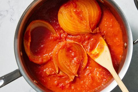 NYT Cooking: This is perhaps the most famous recipe created by Marcella Hazan, the cookbook author who changed how Americans cook Italian food. It also may be her easiest. Use your favorite canned tomatoes for this and don’t be scared off by the butter. It gives the sauce an unparalleled velvety richness. Marcella Hazan Tomato Sauce, August Recipes, Nyt Recipes, Tomato Sauces, Marcella Hazan, Tomato Butter, Quick Pasta, Shrimp And Vegetables, Canned Tomatoes