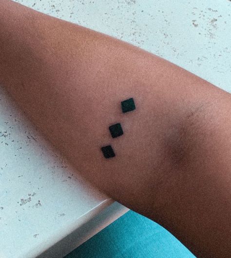 3 black diamonds representing the weeknd’s trilogy album The Weeknd Tattoo Trilogy, The Weeknd Tattoo Ideas Trilogy, Trilogy Tattoo The Weeknd, Xotwod Tattoo, Beauty Behind The Madness Tattoo, Kissland Tattoo, The Weeknd Inspired Tattoos, Starboy Tattoo, Trilogy Tattoo